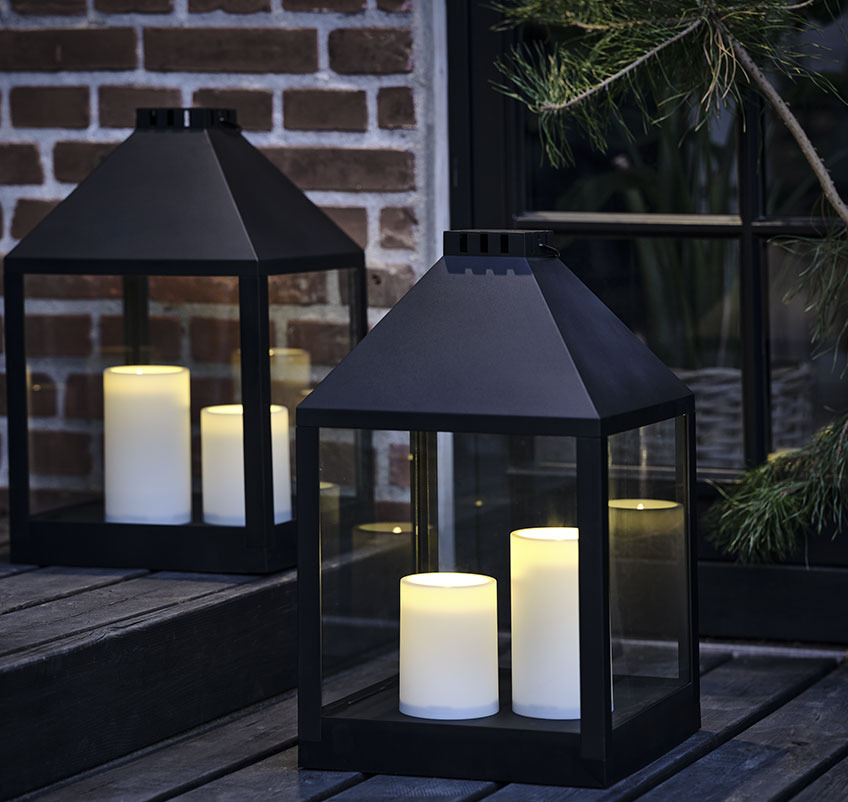 Farolillos VIDAR con velas LED Dos faroles en el exterior
