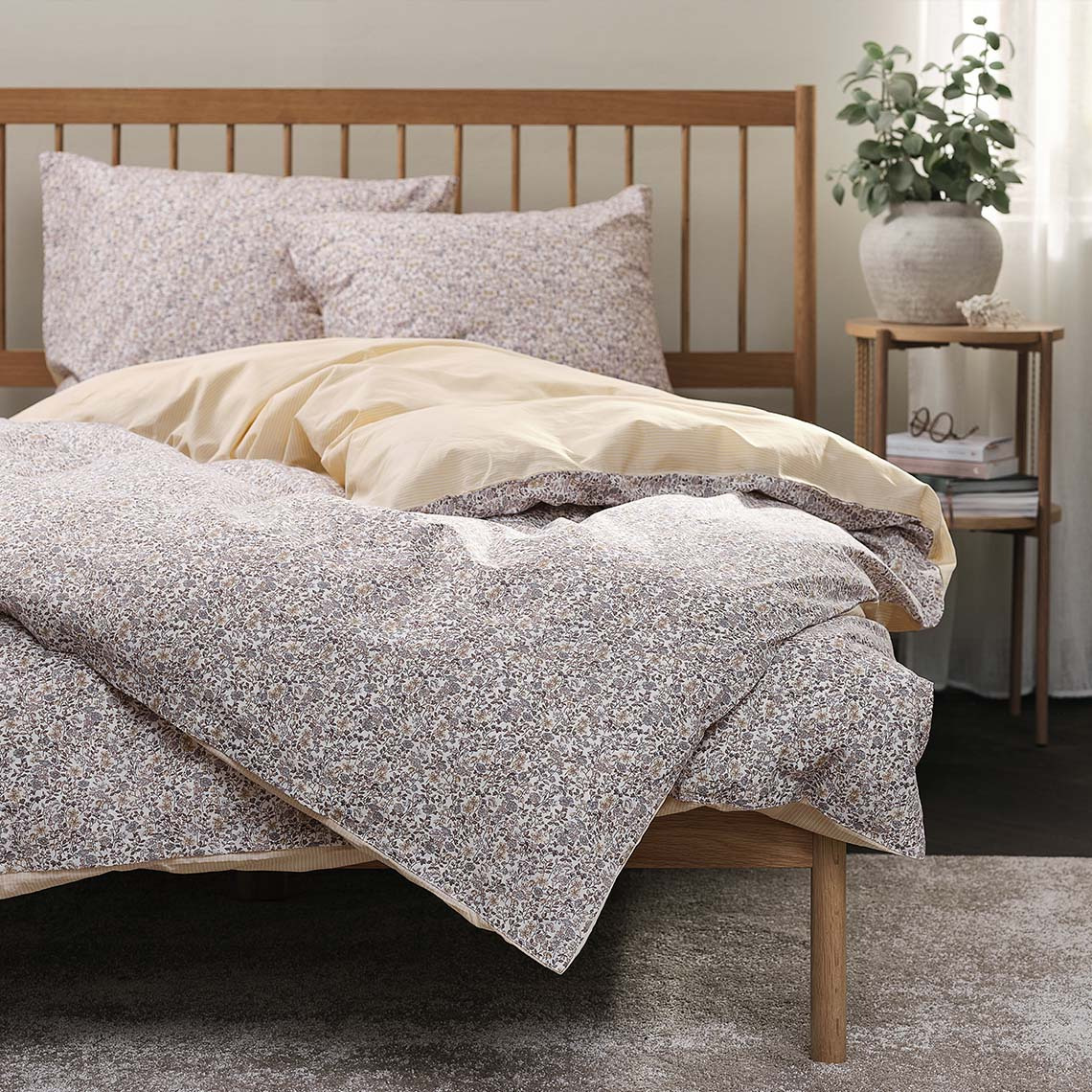 Juego de funda nórdica con diseño floral en colores morado claro y amarillo suave