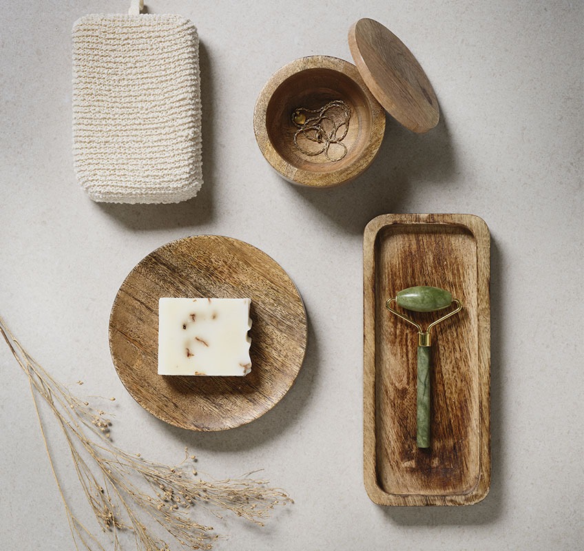 ARDALA trays and storage jar made from mango wood Wooden trays and jar with face roller and soap